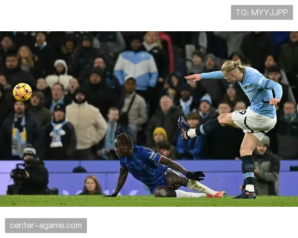 曼城进攻节奏紊乱，表面强势难掩失控隐患